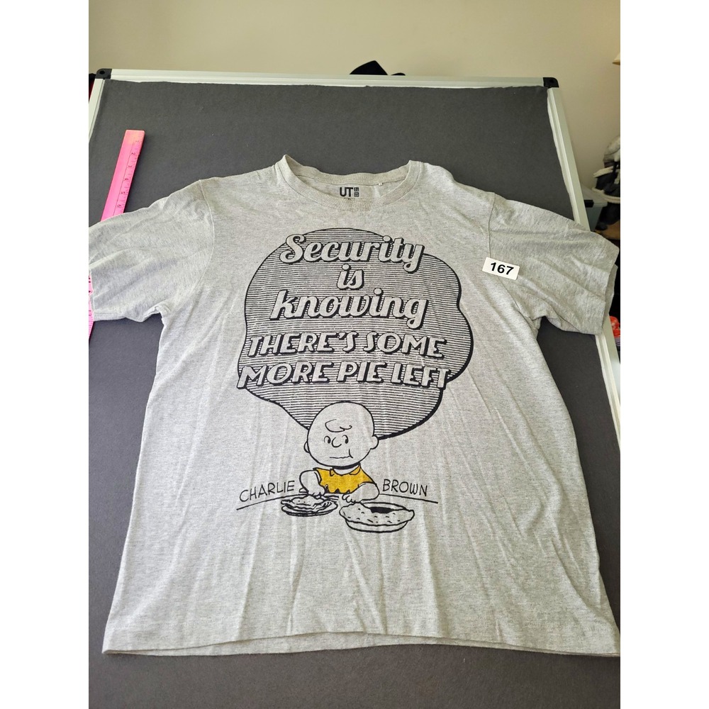 Uniqlo UT Peanuts Charlie Brown Graphic Print Crew Neck T-Shirt Gray XL Vintage?